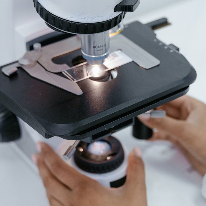 Microscope Lighting - Which is Best LED or Halogen