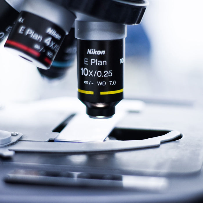 Understanding microscope objective lenses
