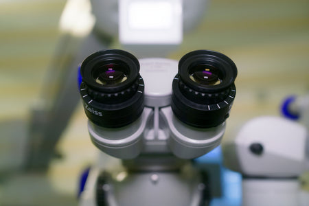 Microscope eyepieces adjustment explained