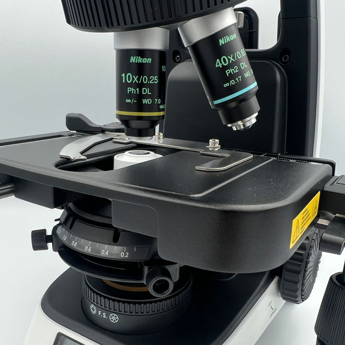 Nikon Eclipse Si Microscope for Asbestos Fibre Counting